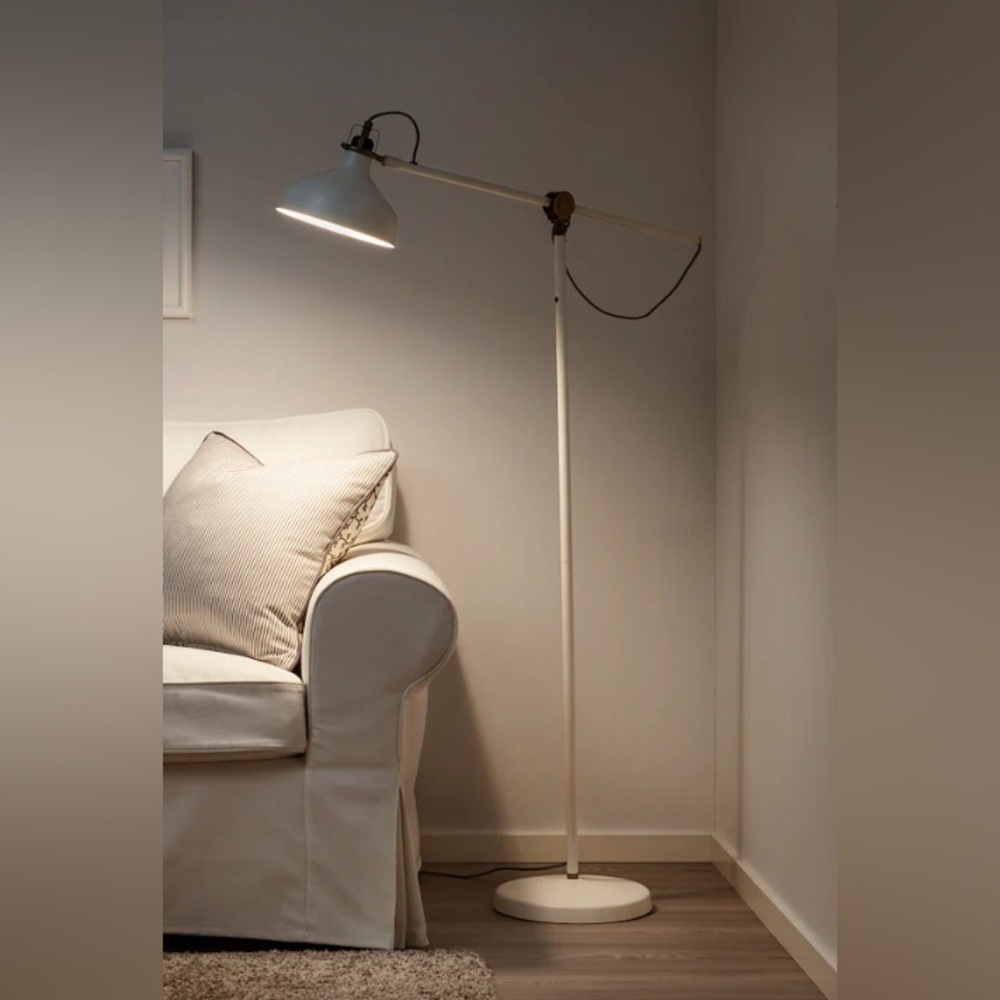 NWT Floor/reading lamp, off-white.